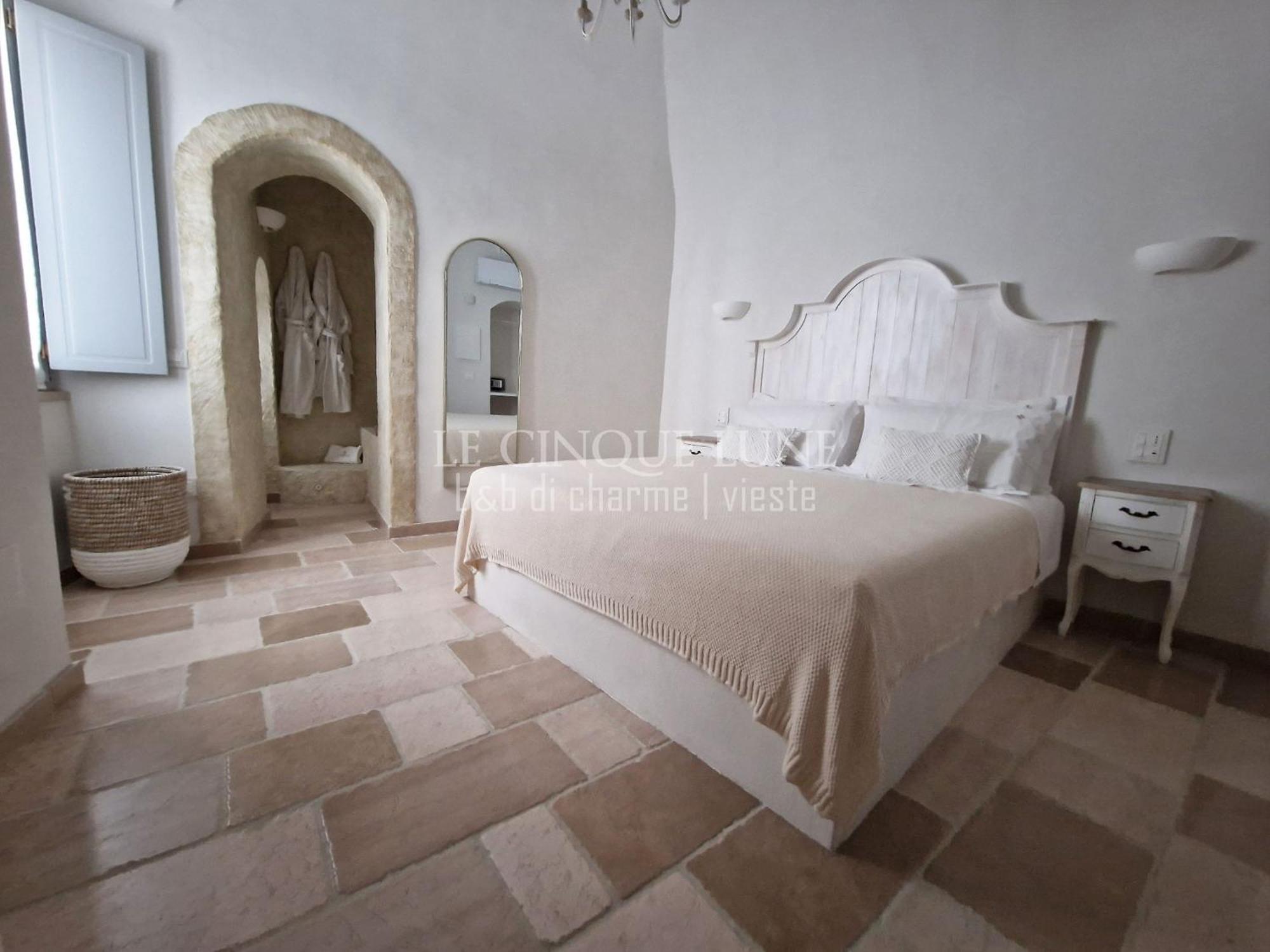 Le Cinque Lune Bed & Breakfast